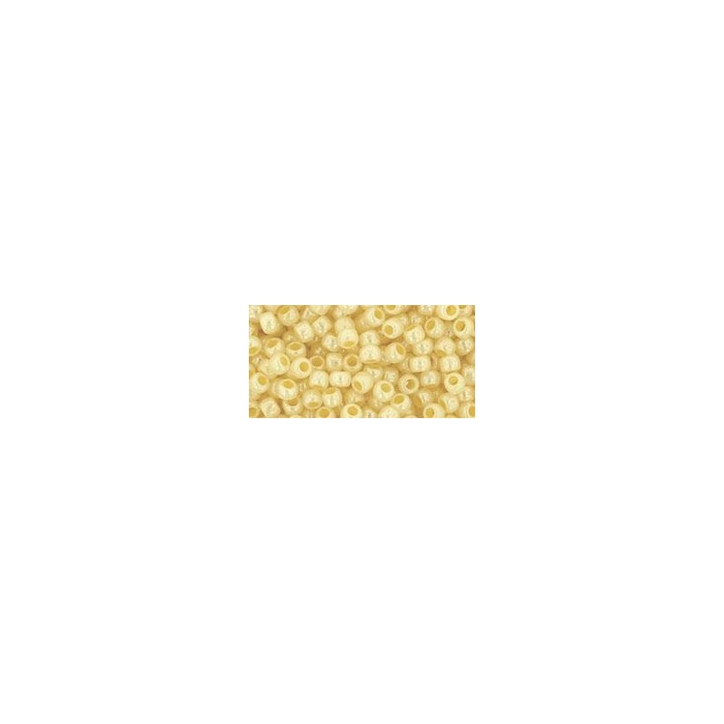 TOHO Round Beads 8/0 Ceylon Lemon Chiffon - 10g TOHO Round Beads 8/0 Ceylon Lemon Chiffon - 10g