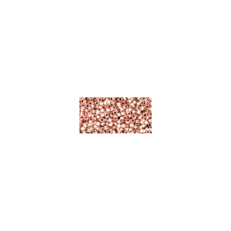 TOHO Treasure Beads 11/0 Copper-Lined Alabaster - 5g TOHO Treasure Beads 11/0 Copper-Lined Alabaster - 5g