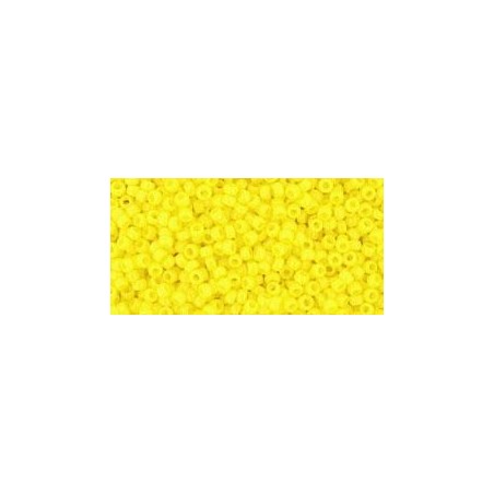 TOHO Round Beads 15/0 Opaque Dandelion - 5g